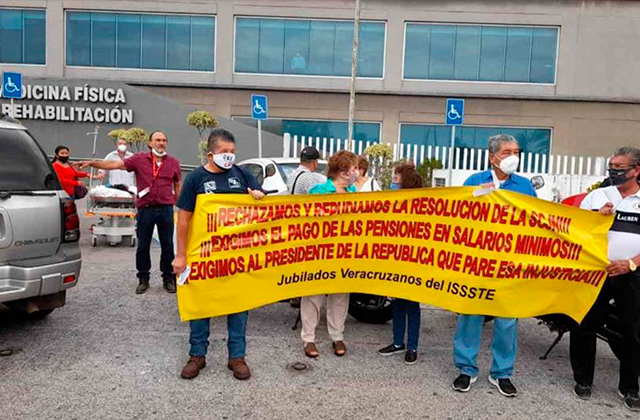 AUMENTAN PROTESTAS DE JUBILADOS Y PENSIONADOS POR PAGO EN UMA; ES INJUSTO DICEN…